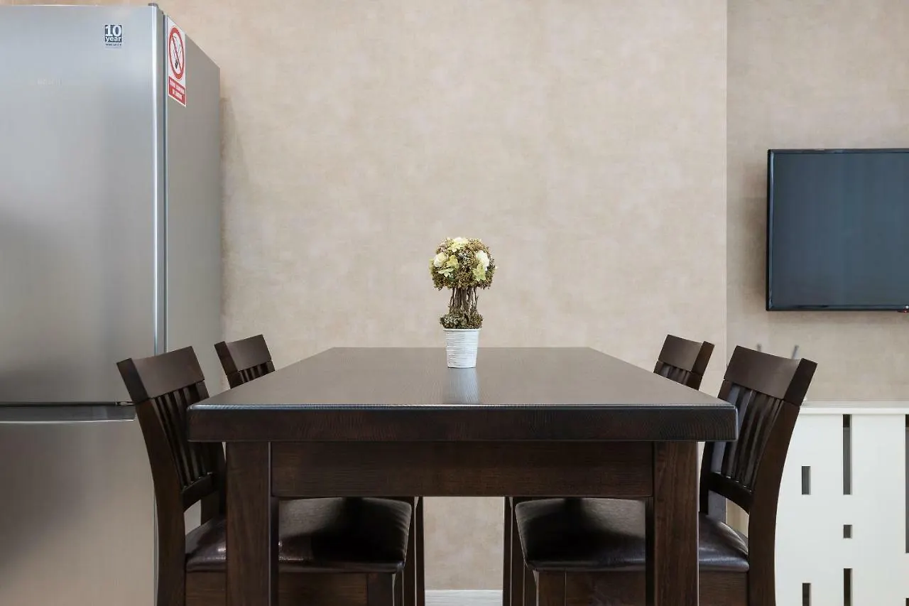 Deluxe Apartment On Belorusskay Street 