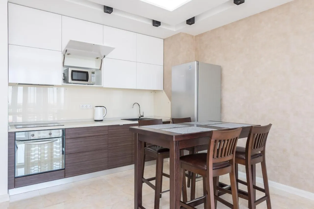 Deluxe Apartment On Belorusskay Street 