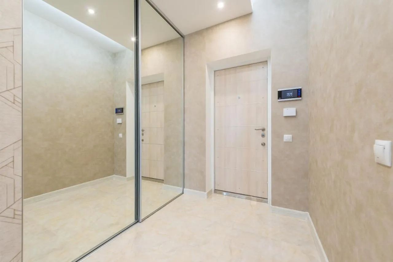 Deluxe Apartment On Belorusskay Street 
